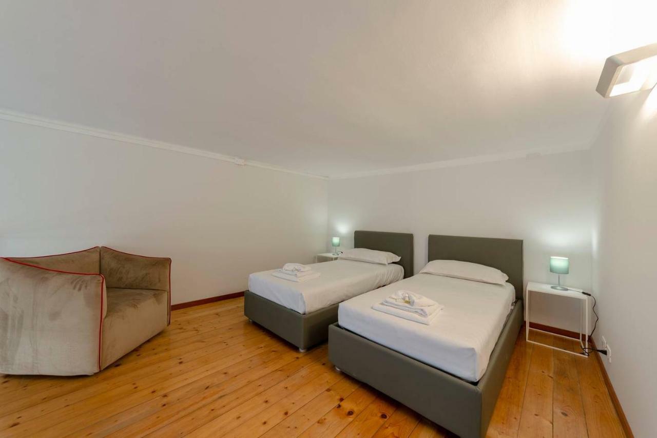 Joivy Elegant Flat For 7, In The Heart Of Genoa Apartamento Exterior foto