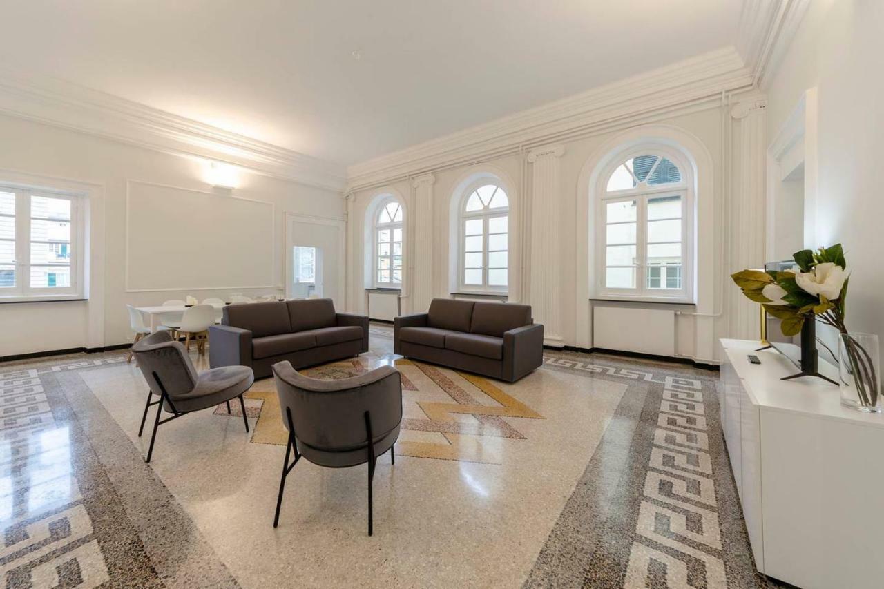 Joivy Elegant Flat For 7, In The Heart Of Genoa Apartamento Exterior foto