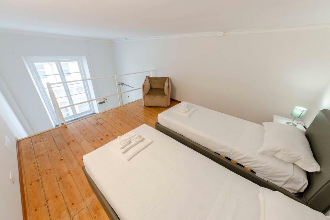 Joivy Elegant Flat For 7, In The Heart Of Genoa Apartamento Exterior foto