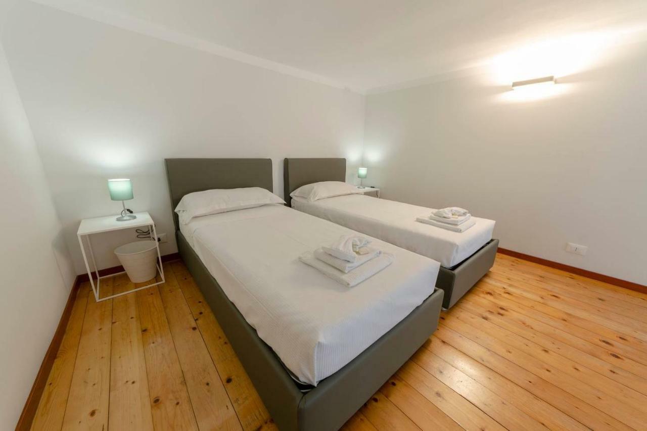 Joivy Elegant Flat For 7, In The Heart Of Genoa Apartamento Exterior foto